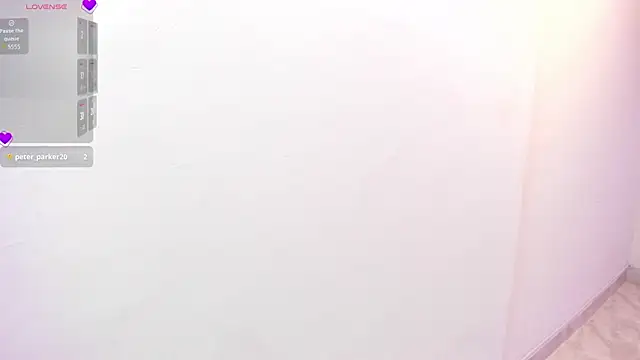 Littlee_Noemi 现场XXX聊天
