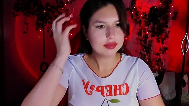 دردشة ChloeRicc الجنسية المباشرة