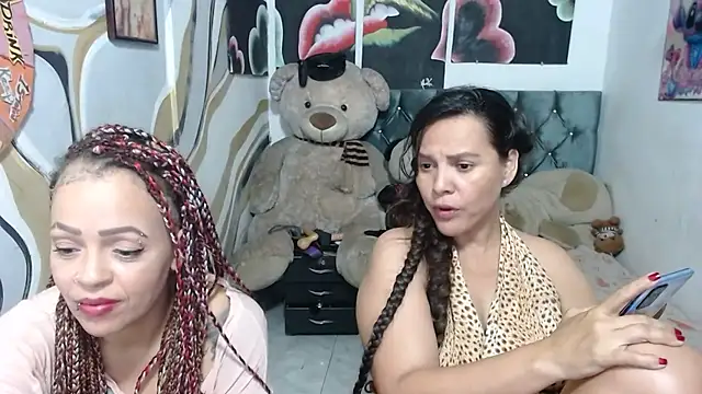 XXX chat uživo modela manzanahot9