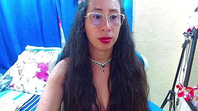 Czat XXX na żywo – Gia_leinn