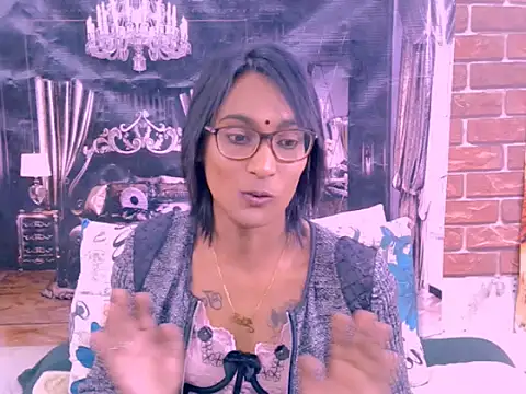 IndianRebel4u2Luv's Live XXX Chat