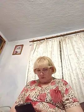 Elena_Beautiful784's Live XXX Chat