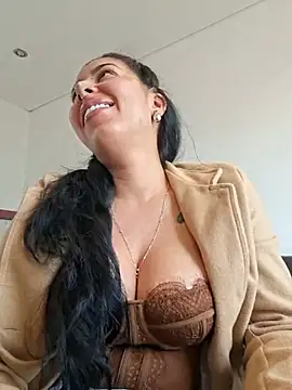 Luianna Live XXX-Chat