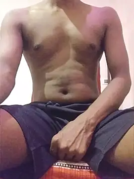 Daddsuroj69's Live XXX Chat
