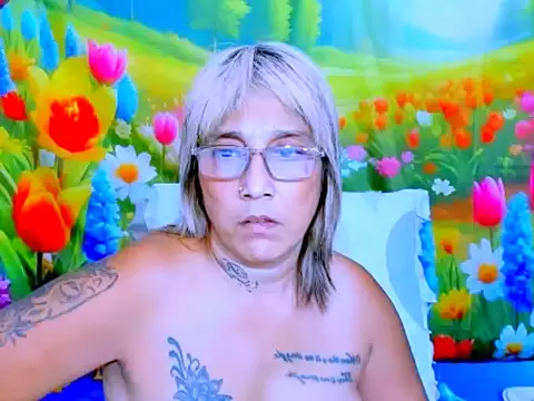 indianroxy: απευθείας συνομιλία ΧΧΧ