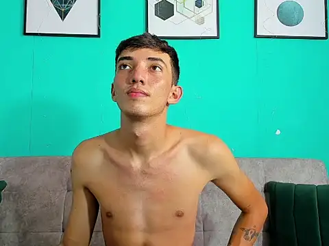 MaikolOrtizz Chat XXX live