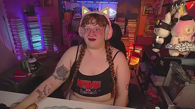 FatVeronica's Live XXX Chat