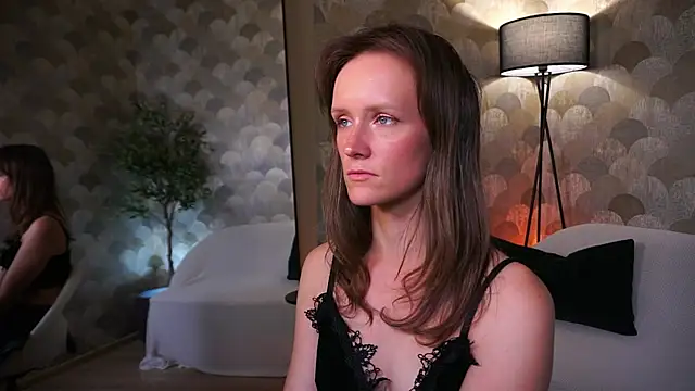 DolphinMorgentau's Live XXX Chat