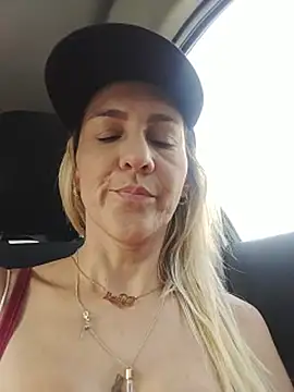 Czat XXX na żywo – Monita_Med