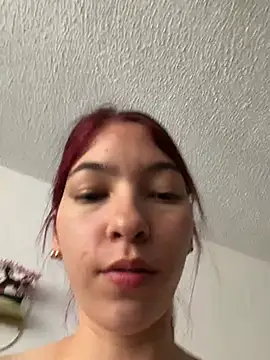XXX chat uživo modela SarahLee__