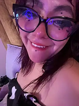 XXX chat uživo modela purplebunny_69