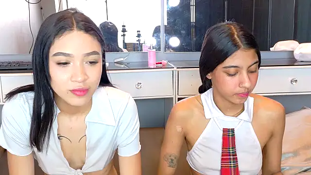 Chat XXX en directo de velvetmia68