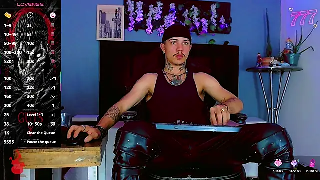 HannibalLester 现场XXX聊天