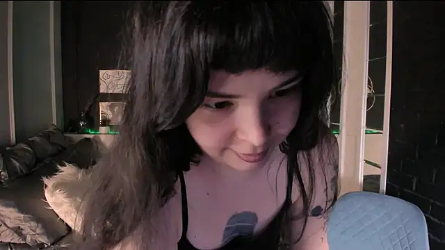 Chatroom XXX en direct de Maykinkya