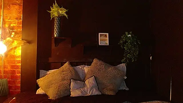 nikkystorm1_'s Live XXX Chat
