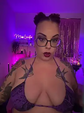 Miss_Lucifer6 webcam show