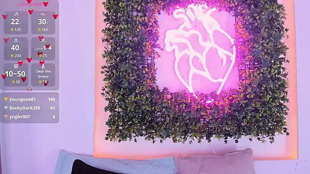 Chat +18 de SamiraSilva ao vivo