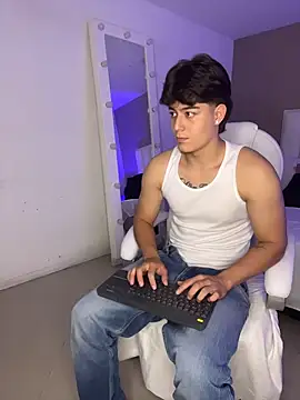 Chat XXX Live MaxCruz_