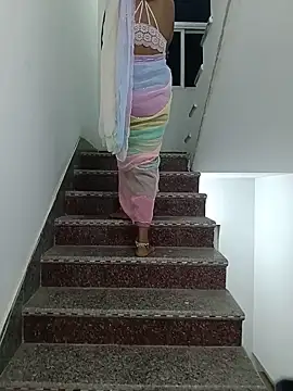 hotcoolcool Adlı Modelin Canlı XXX Sohbeti