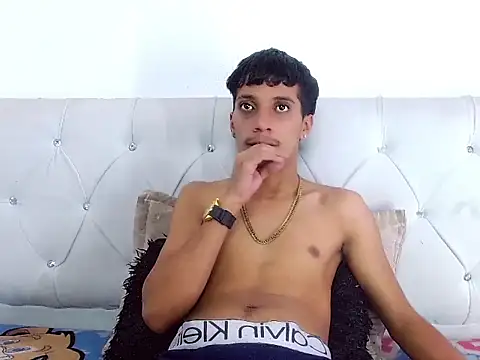 jl_brayan12 লাইভ XXX চ্যাট