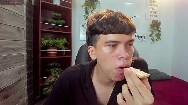 Онлайн чат XXX jac_cox