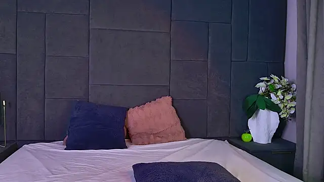 NicoleLuxe 现场XXX聊天