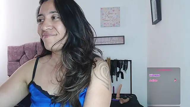 Chat +18 de violeta_scott ao vivo