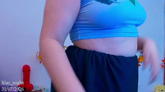 Živý XXX chat lilac_night33
