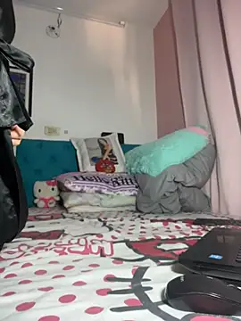 Melody_Fox26 Adlı Modelin Canlı XXX Sohbeti