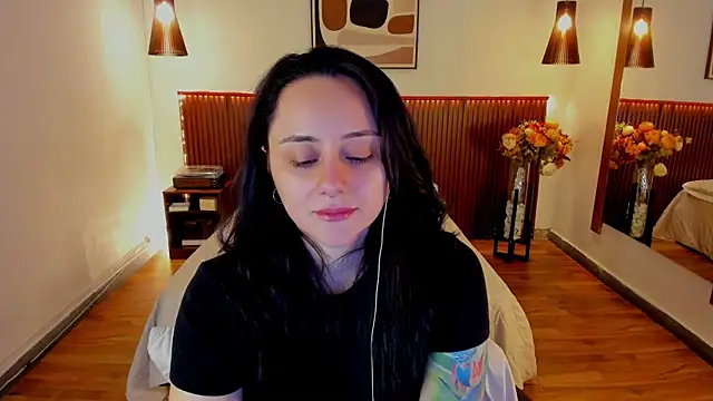 KatherineBond – Naživo XXX chat