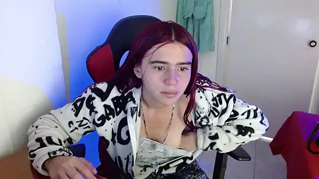 Maximesex Adlı Modelin Canlı XXX Sohbeti
