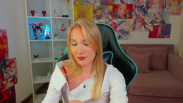 Živý XXX chat ElaraVoltage
