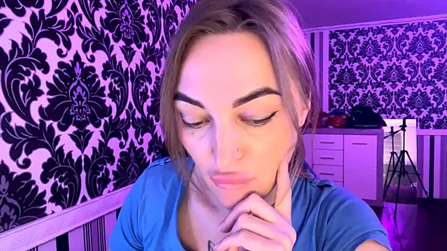 Vellora_ Chat XXX in diretta