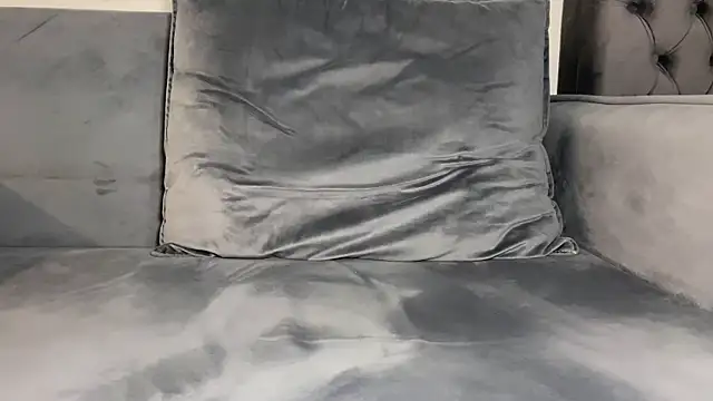 Онлайн чат XXX max_shy
