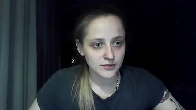 LeaWetGirl's Live XXX Chat