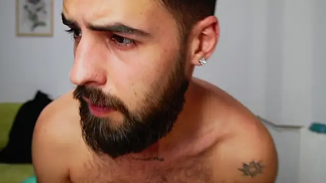 HairyRobxxx Adlı Modelin Canlı XXX Sohbeti