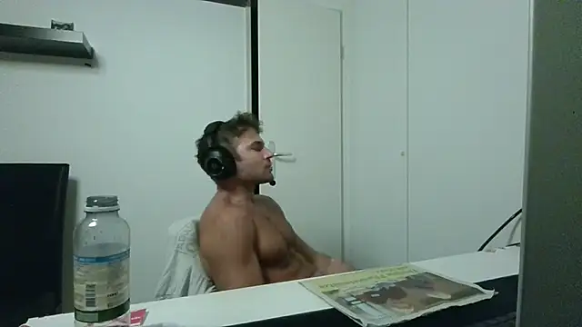 Chat XXX ao vivo de alpha-hunk