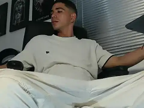 Chat XXX en directo de Kratoswolf