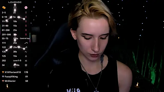 _Shadow_devil__'s Live XXX Chat