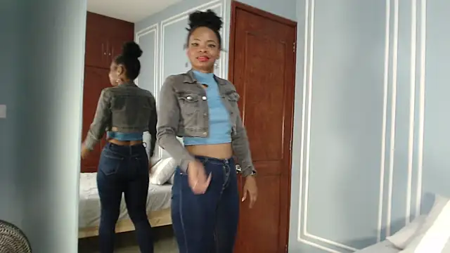 Chat XXX ao vivo de ChantalGarner