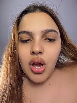 צ'אט XXX בשידור חי של Colibri_xxx