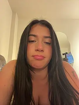 צ'אט XXX בשידור חי של KallyMyller1