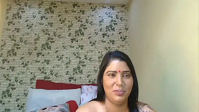 XIndianintimacy's Live XXX Chat