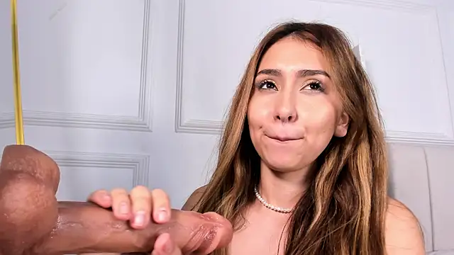 دردشة ada_belucci الجنسية المباشرة