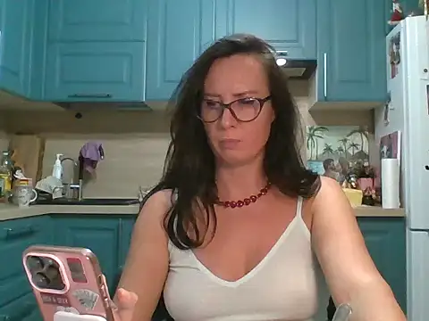 ALICAINWONDERLAND's Live XXX Chat