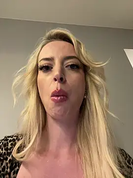 Katharina_Wagner live XXX chat