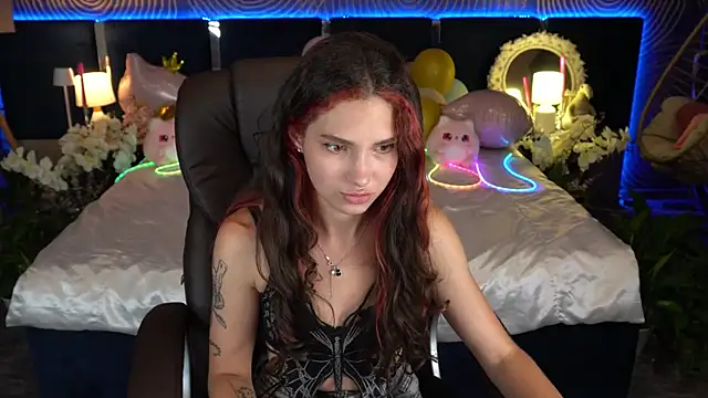 Chatroom XXX en direct de BabyFlowerr