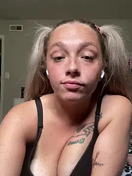 imkhloe's Webcam Show