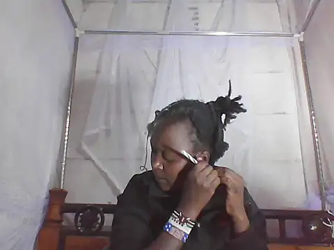 Sexy_bellah12's Live XXX Chat