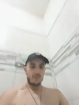 Padrone990 Live XXX Chat